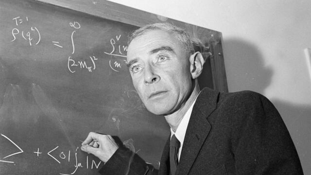 Robert Oppenheimer, padre de la bomba atómica
