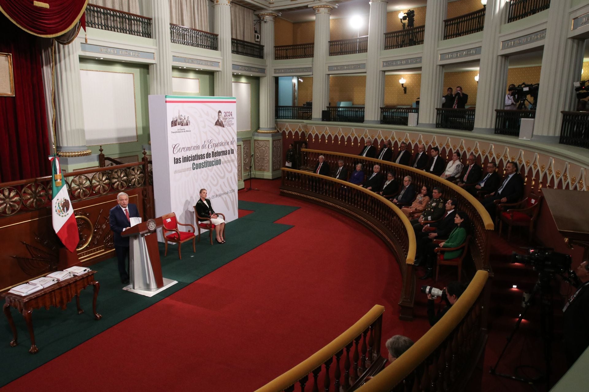 Andrés Manuel López Obrador, presidente de México, durante la entrega de iniciativas de reforma a la Constitución, que se llevó a cabo en Palacio Nacional