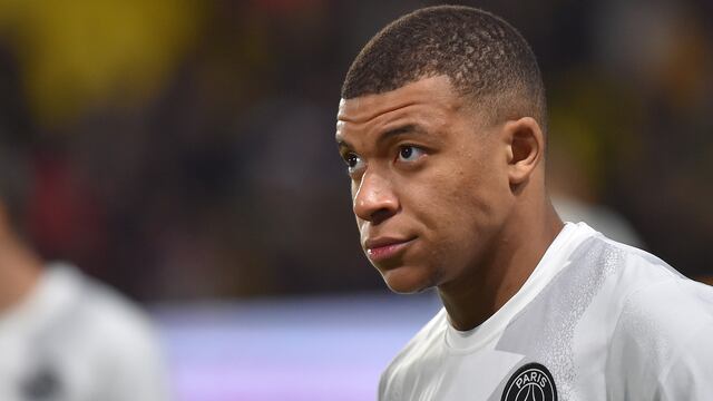 Mbappé en un entrenamiento con el PSG