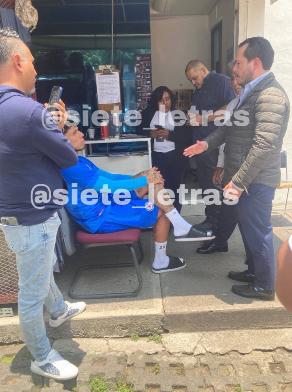 Carlos Salcedo en notificado que tiene rendir declaración por el asesinato de su hermana