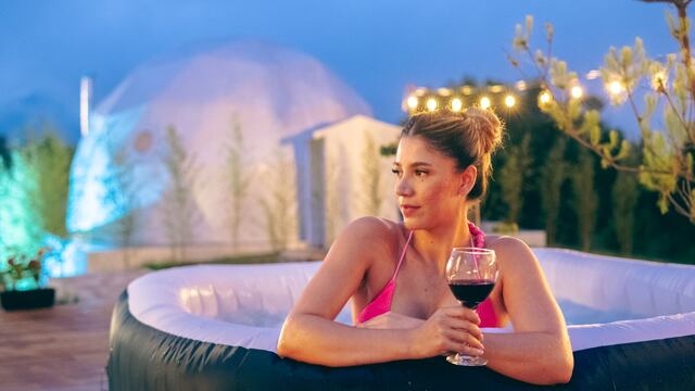 Glamping al pie de la laguna