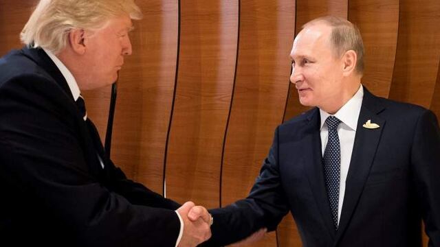 Donald Trump y Vladimir Putin. Atención en Cumbre 20.