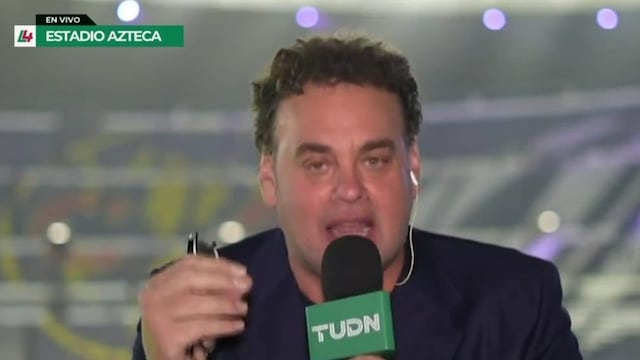 David Faitelson, durante el programa Línea de 4 de TUDN.