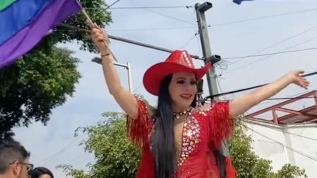 Maribel Guardia en la marcha LGBT