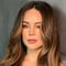 Camila Sodi es perseguida por reporteros en su primera aparición pública tras la muerte de su mamá, Ernestina Sodi