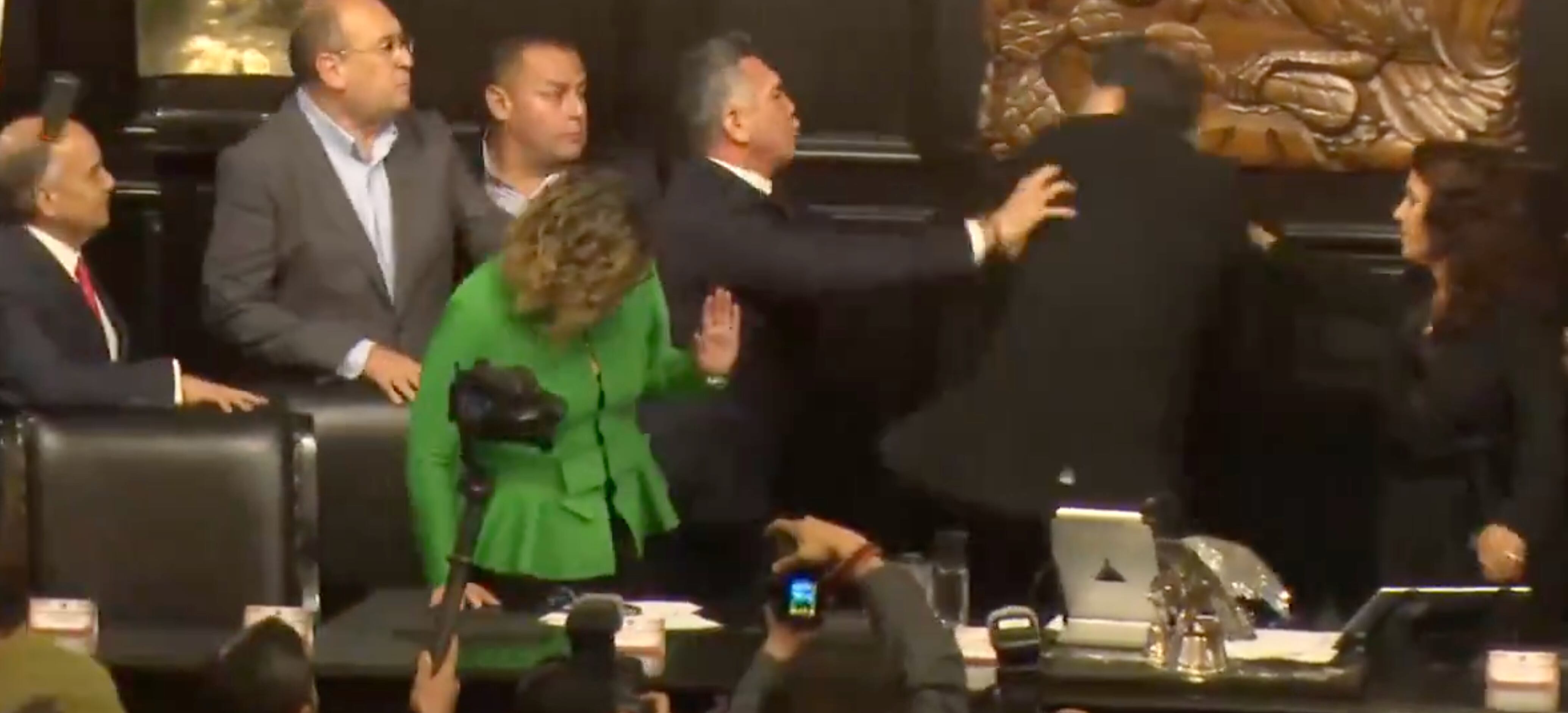 Altercado entre Alito Moreno y Noroña marca cierre de sesión en el Senado