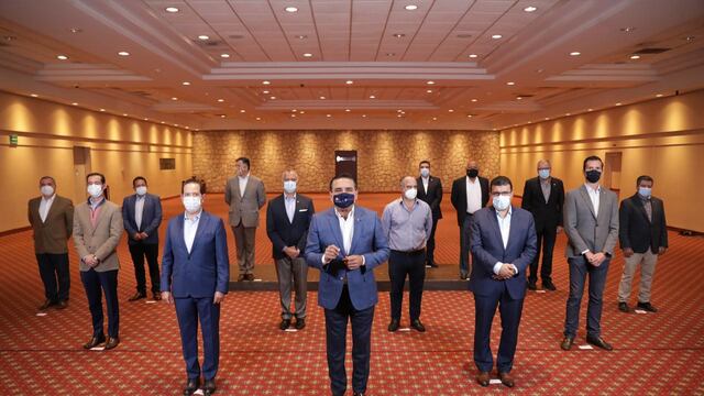 Silvano Aureoles e Iniciativa Privada