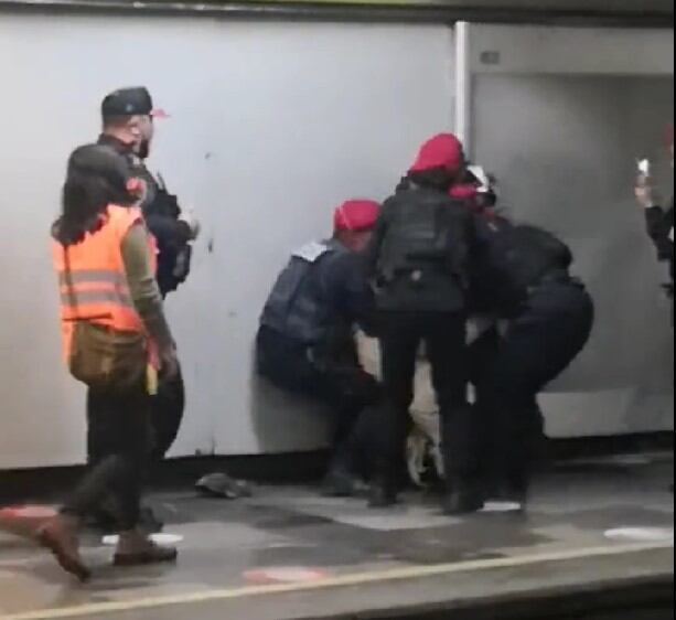 Detención en el Metro de CDMX