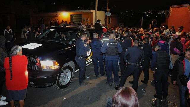 Linchamiento en Xochimilco. Más policías.