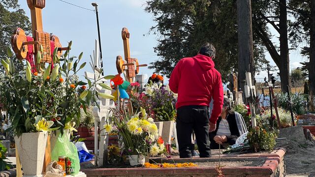 Gobierno de Metepec aplica operativo de seguridad en 11 panteones