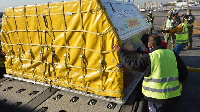 Llegan vacunas a México