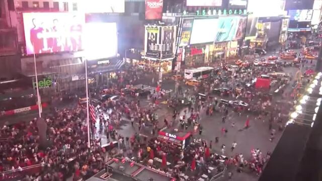 Cientos de personas corrieron para ponerse a salvo.