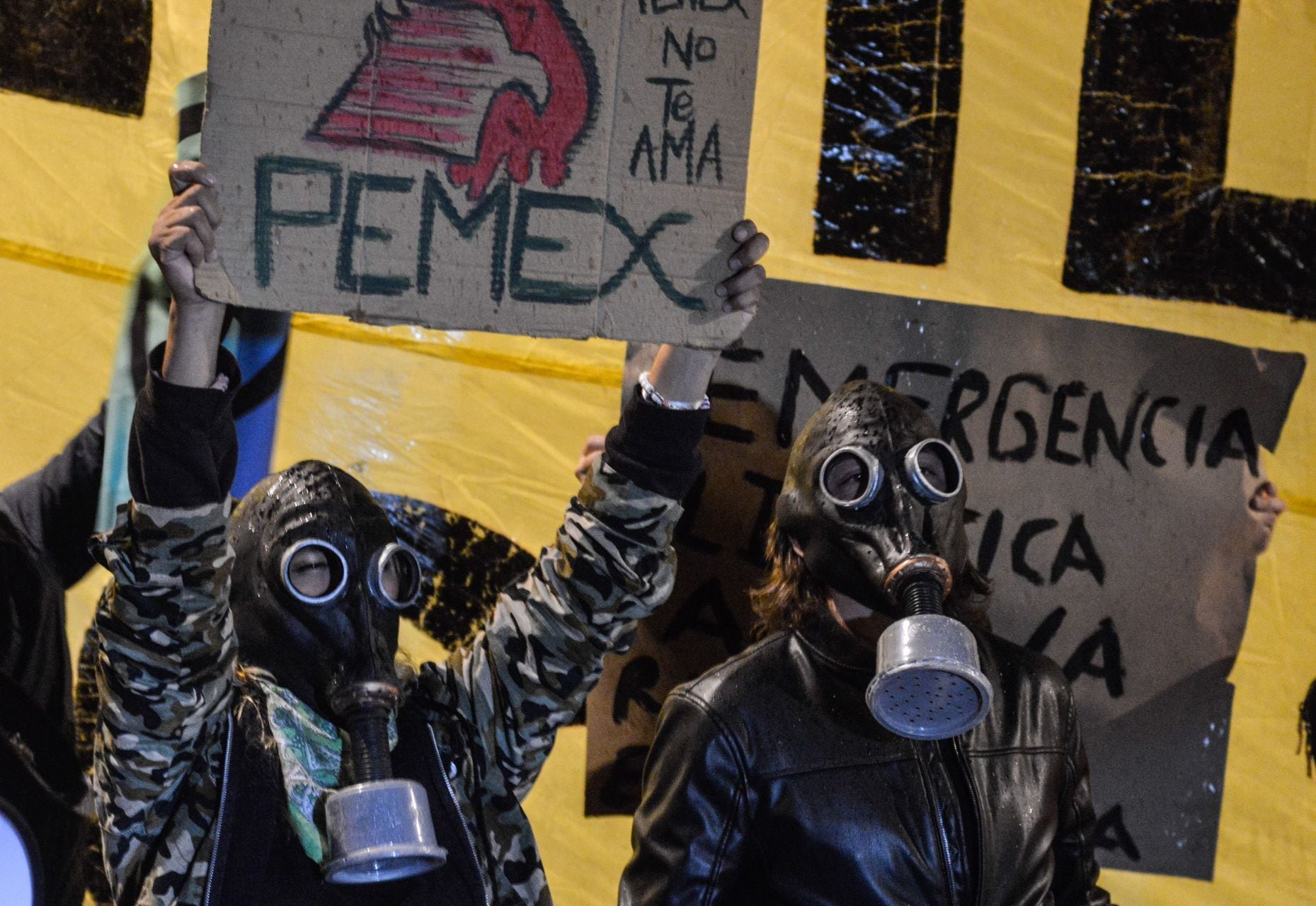 "Pemex no te ama"