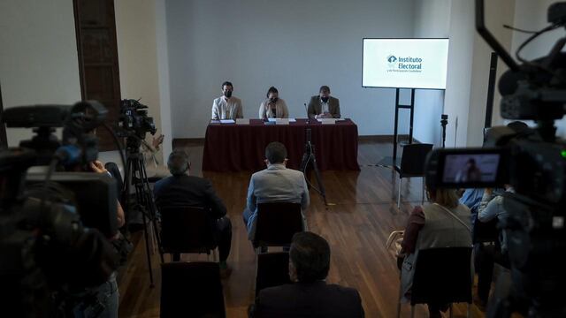 Sesión sobre consulta ciudadana