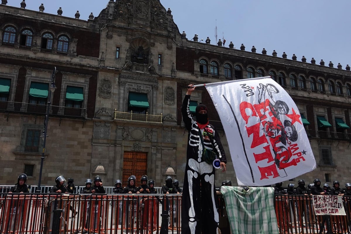 Paro nacional de la CNTE y plantón en Zócalo CDMX