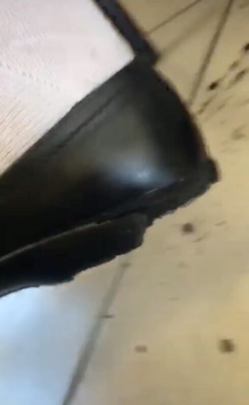 Zapato que se derritió con el calor