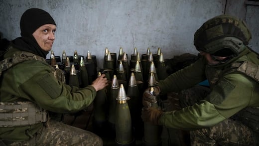 Guerra Rusia Ucrania día 1170:Kiev no respeta tregua; Moscú detuvo intentos de cruzar la frontera; Parlamento Europeo acudirá a Día de la Victoria y más
