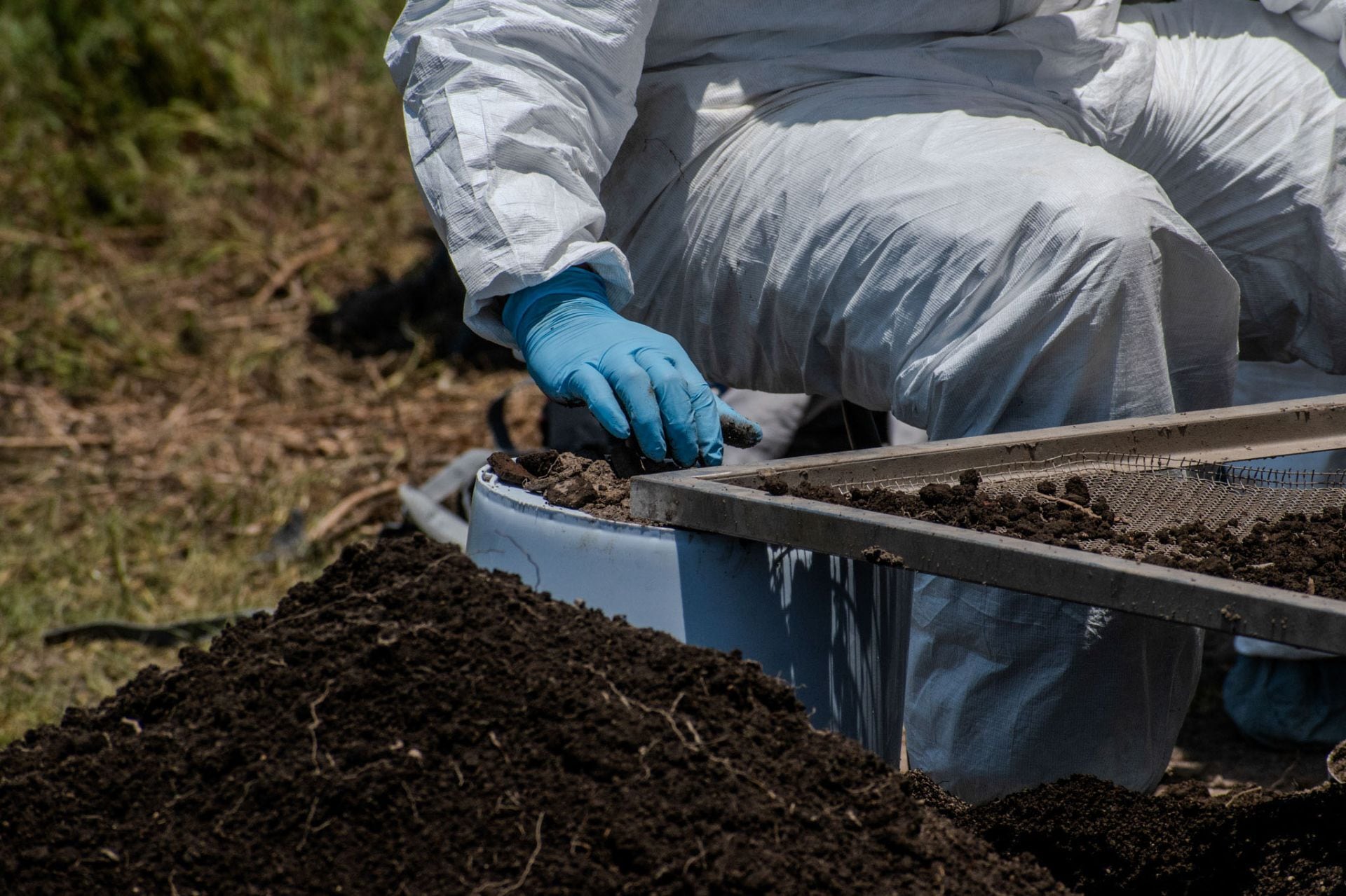 Restos hallados en zona Chalco-Tláhuac suben a 900