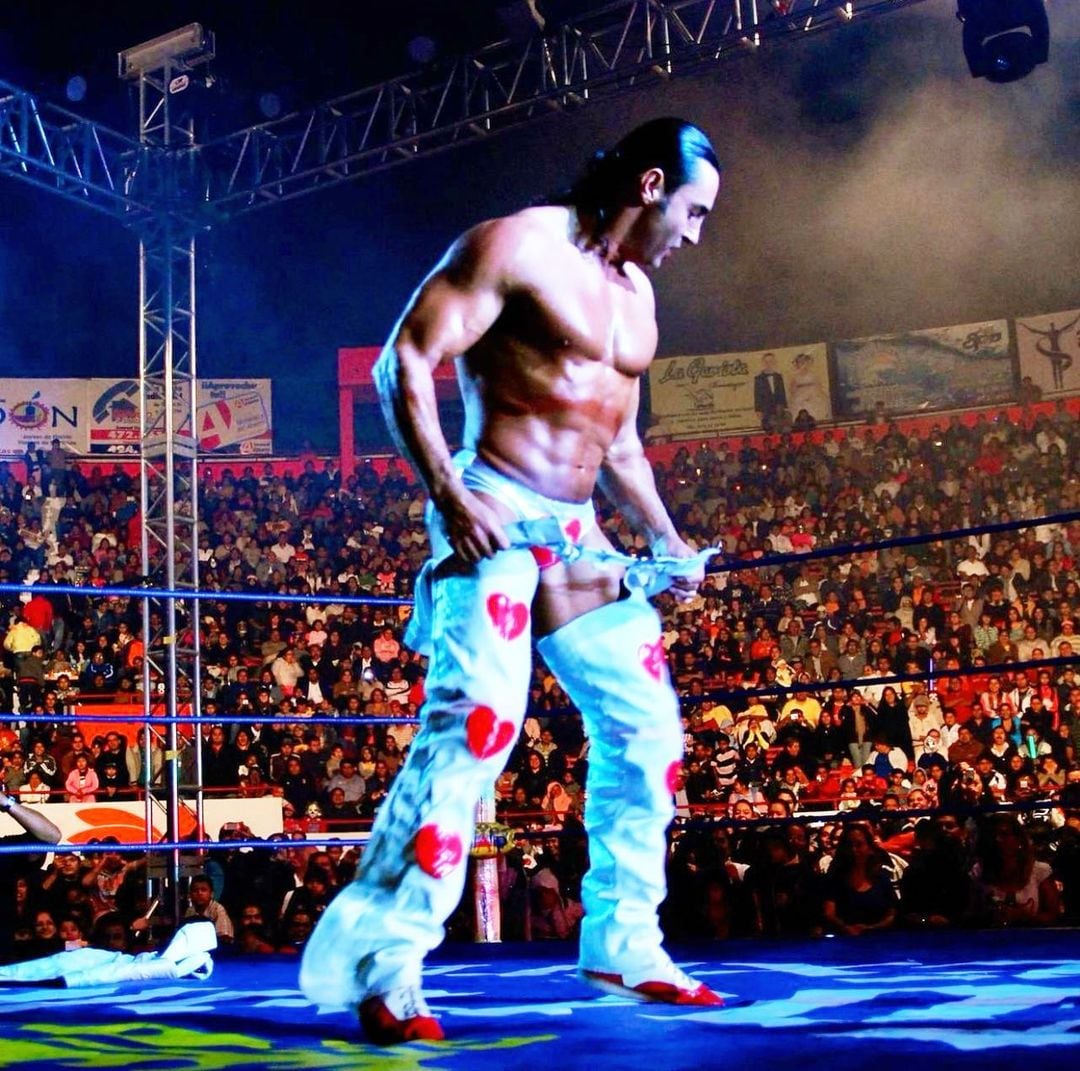 Latin Lover como luchador