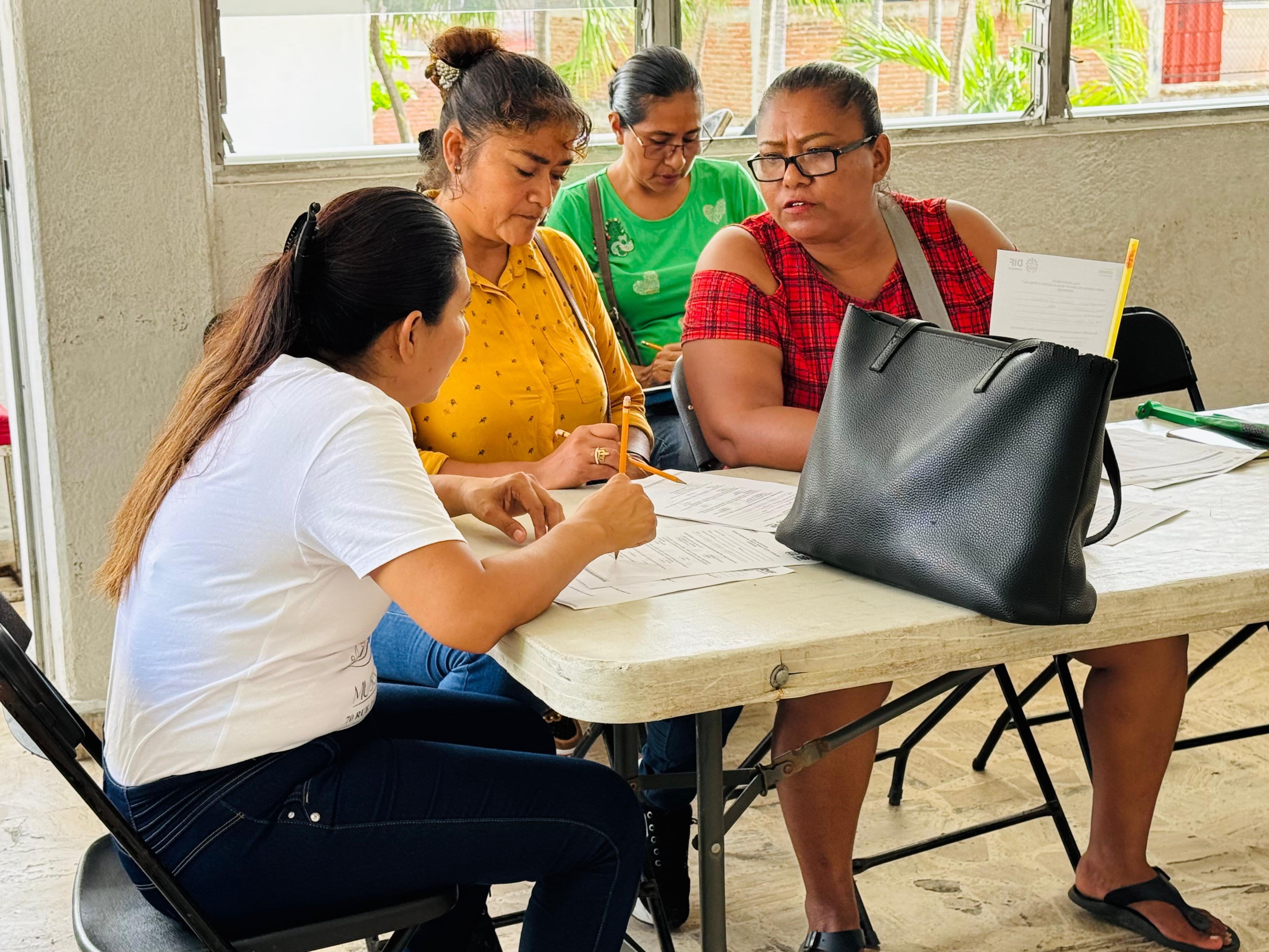 DIF Acapulco capacita a directivos y padres de familia