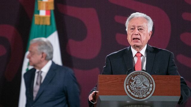 Manuel Bartlett, ex director de la CFE con AMLO