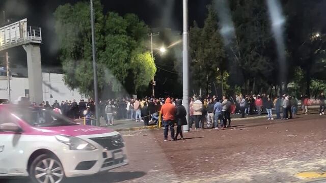 taxistas inconformes realizaron otro bloqueo en Insurgentes Sur y Viaducto Tlalpan
