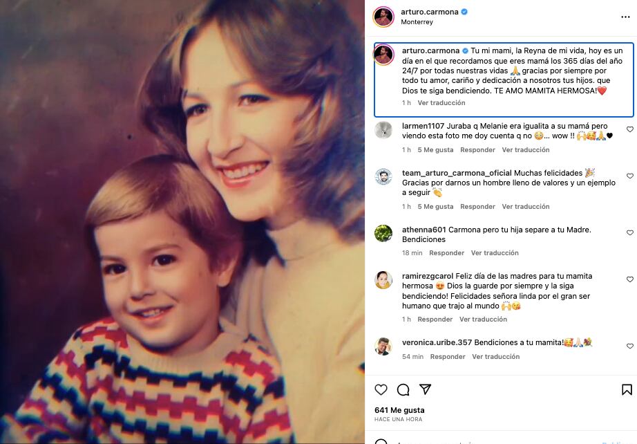 Arturo Carmona celebra a su mamá