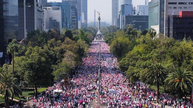 Marcha en defensa del INE