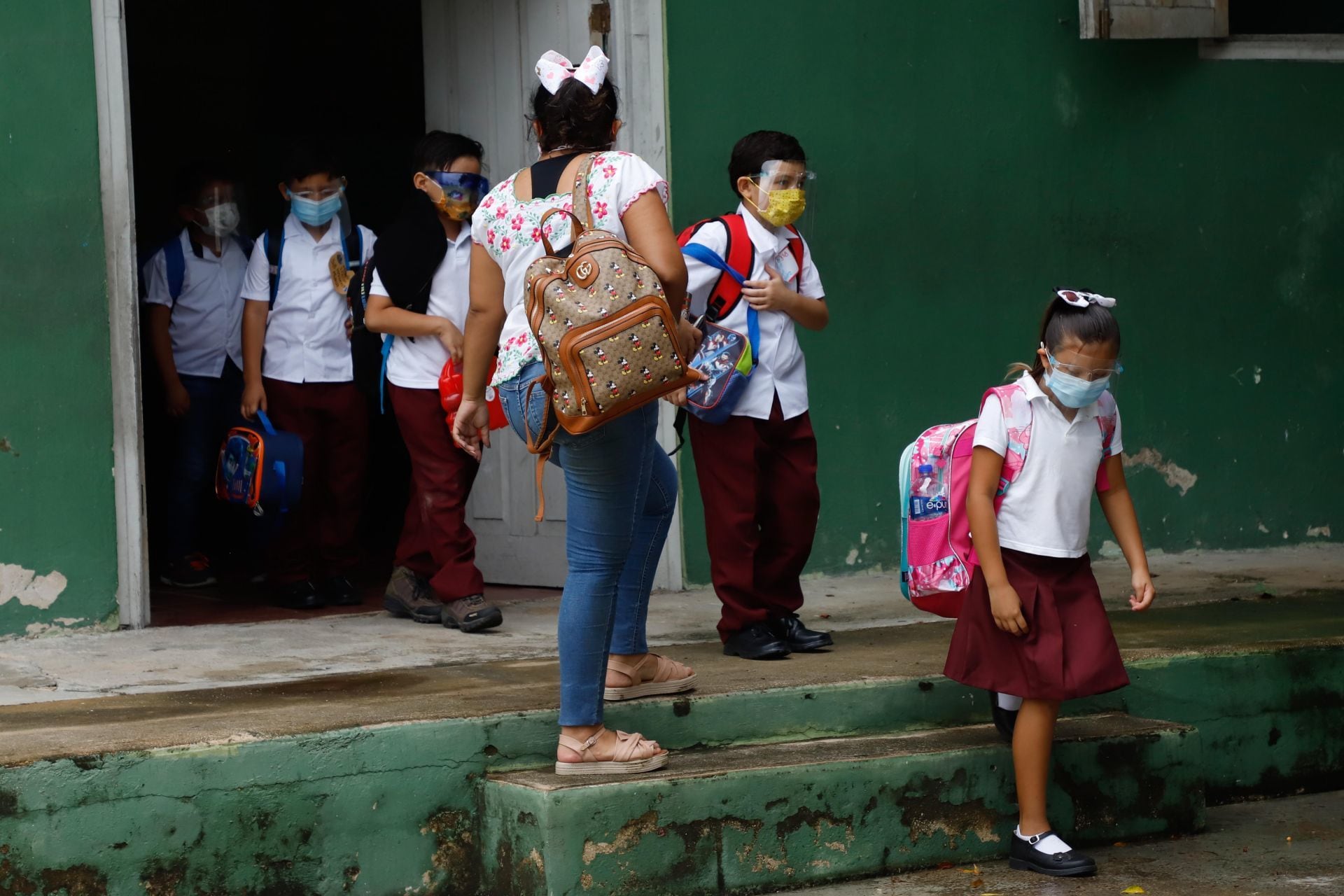 PAN solicita a CDMX reforzar restricciones en escuelas contra Covid-19