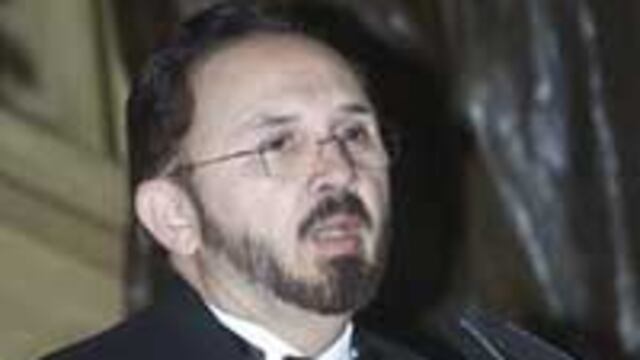 En el sexenio de Calderón, el dueño de Reforma se fue del país; hoy sigue aquí tan tranquilo, ¿porque no cree en sus propios diagnósticos de catástrofe nacional?