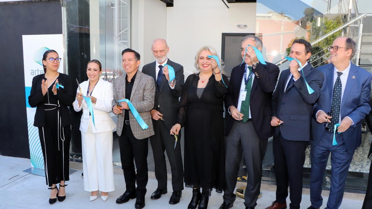 Hidalgo inaugura Laboratorio de Arteche con una inversión de 121 millones de pesos para impulsar el desarrollo tecnológico