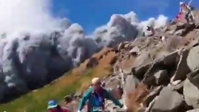 Estos alpinistas vivieron de cerca la erupción del volcán japonés Ontake, ocurrida este sábado.