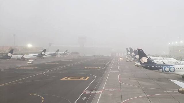 Banco de niebla en el AICM