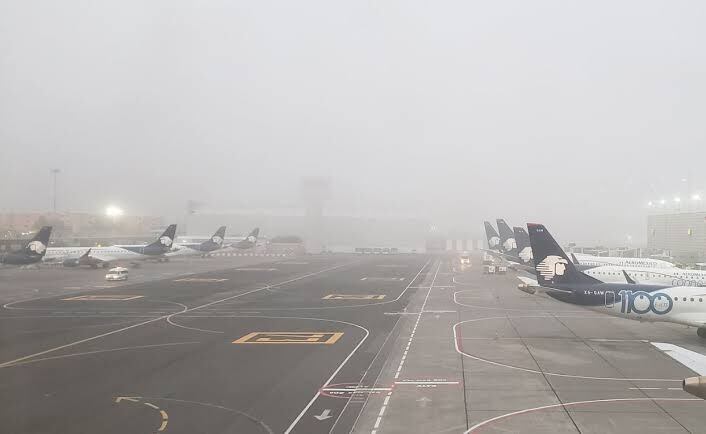 Banco de niebla en el AICM
