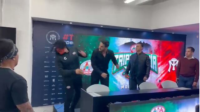 VIDEO: Adrián Marcelo abofeteó sin piedad a Chessman