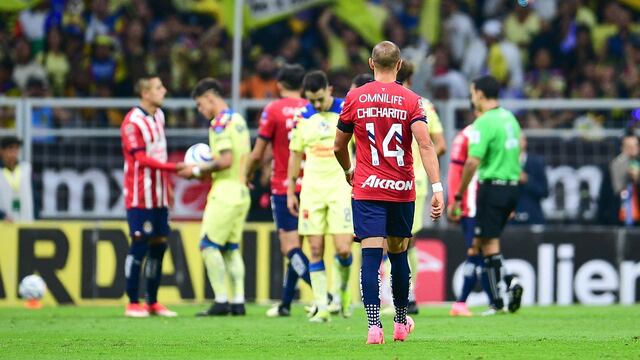 América vs Chivas en el Estadio Azteca.
