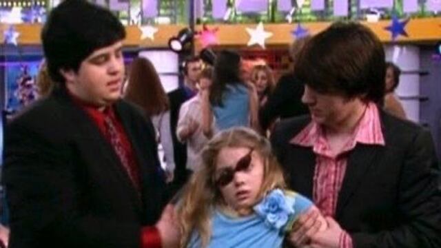 Memes concierto de Grupo Firme