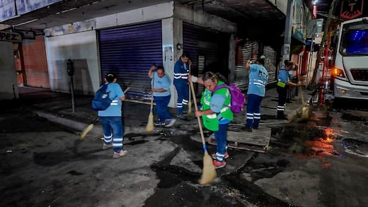 Monterrey intensifica limpieza nocturna en Mesón Estrella por acumulación de basura