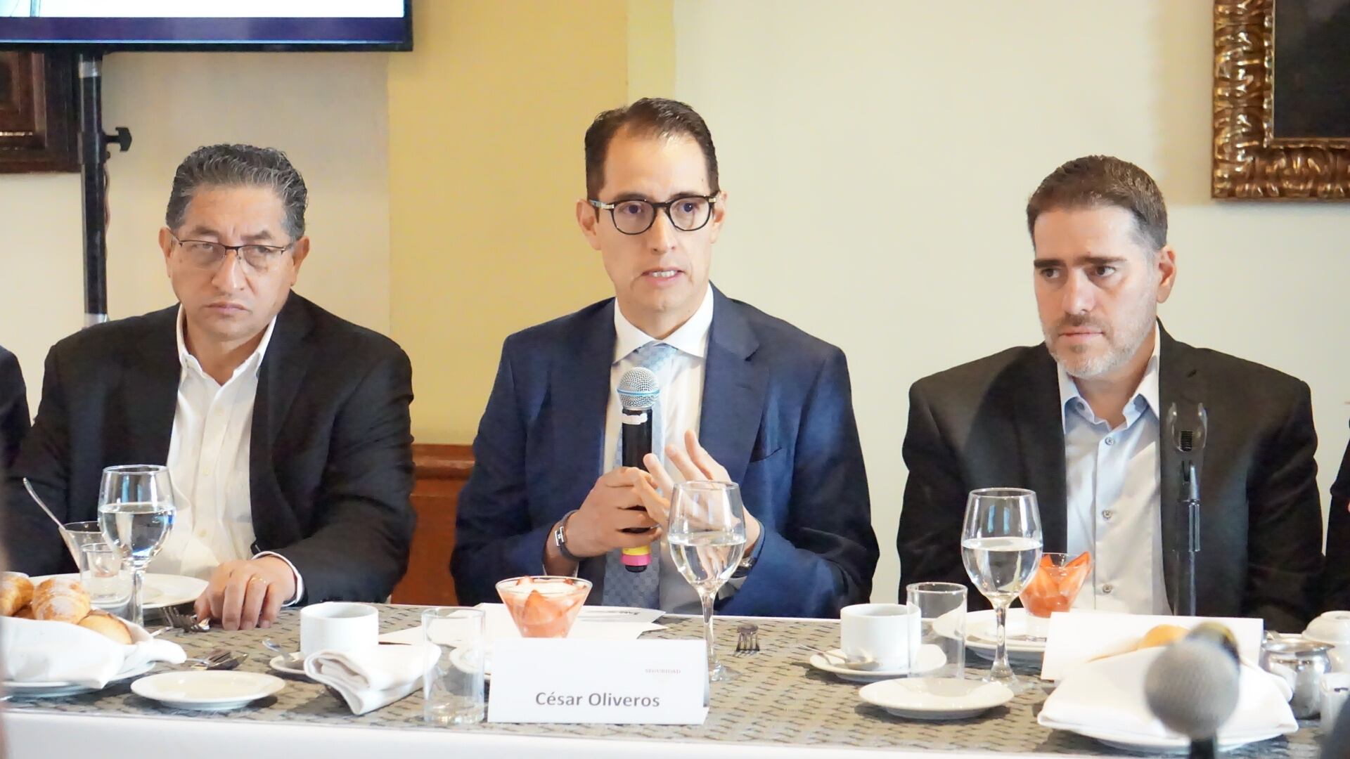 ¿Quién es César Oliveros Aparicio? Nuevo titular de la Fiscalía Especializada en Materia de Delincuencia Organizada