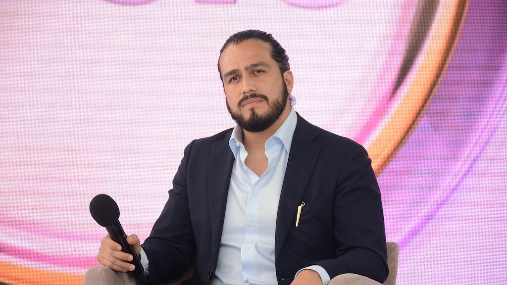 Cachan a Andrés Tovar, productor de TV Azteca, bien sospechoso con la competencia