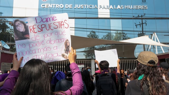 Protesta por Karla y Karina