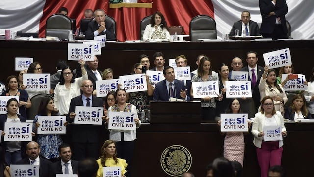 Diputados. Aprobación de Reforma Educativa.