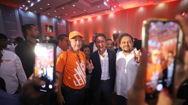 Pablo Lemus se reunió con transportistas de Guadalajara