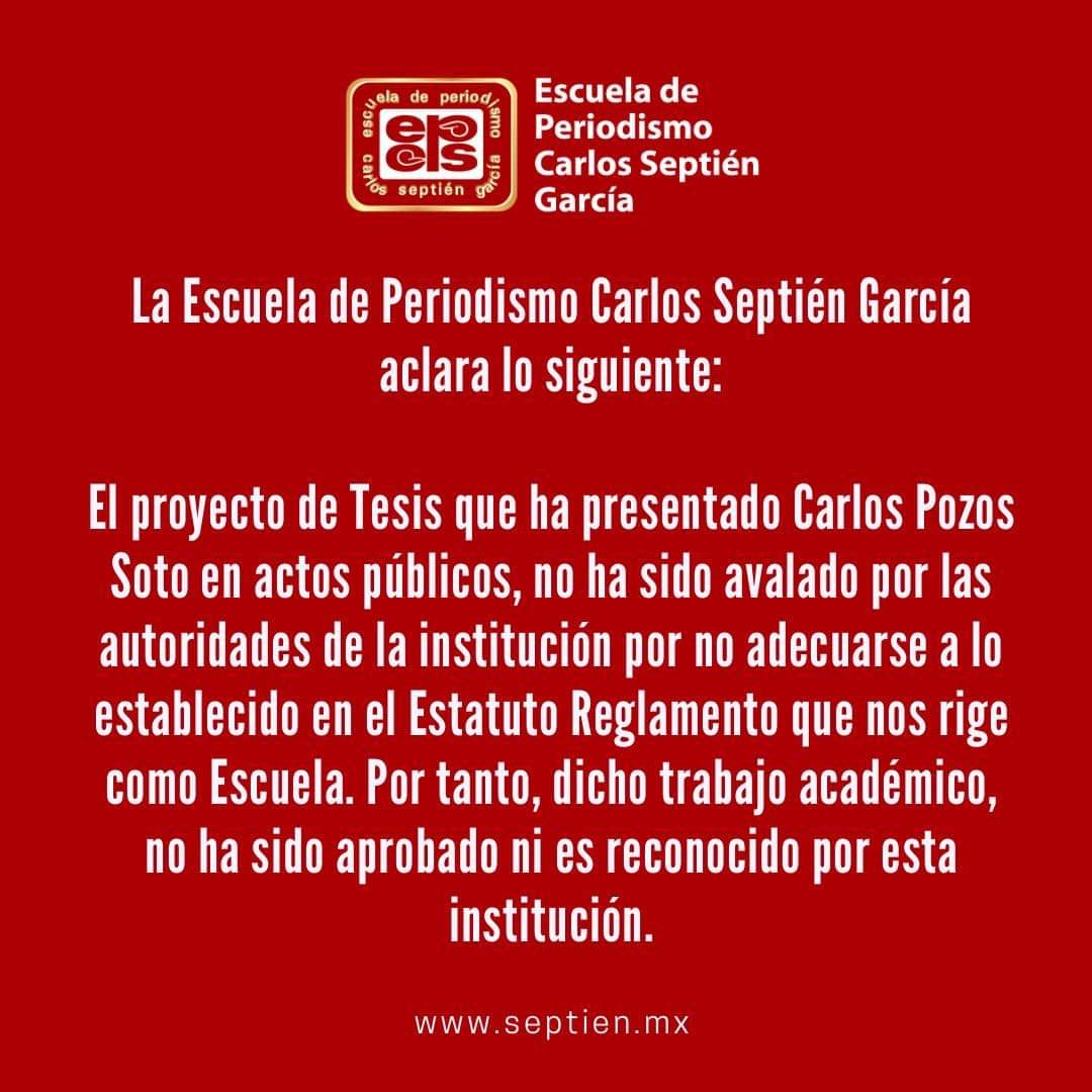 Lord Molécula se titula de la Escuela de Periodismo Carlos Septién García.