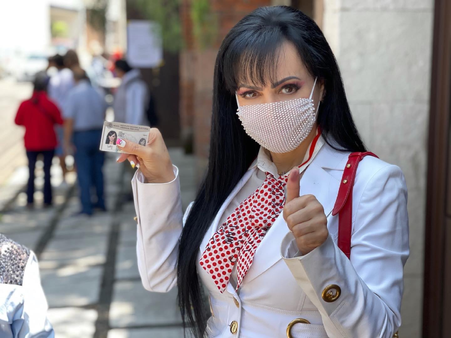 Publicación de Facebook - Maribel Guardia