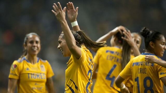 Jugadoras de Tigres Femenil