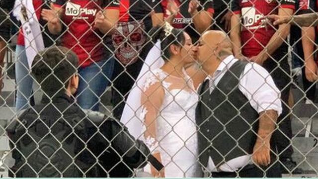 Fans del Atlas FC recién casados