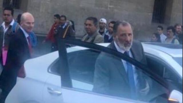 "Se chivearon", dijo Herrera de la foto tomada a Meade y González Anaya.