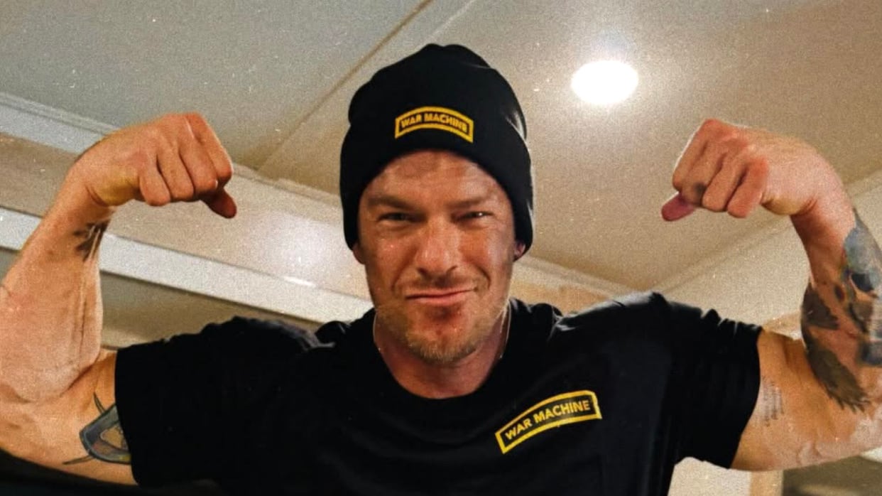 ¿Qué pasó con Alan Ritchson? Videos prueban defensa propia y evita cargos