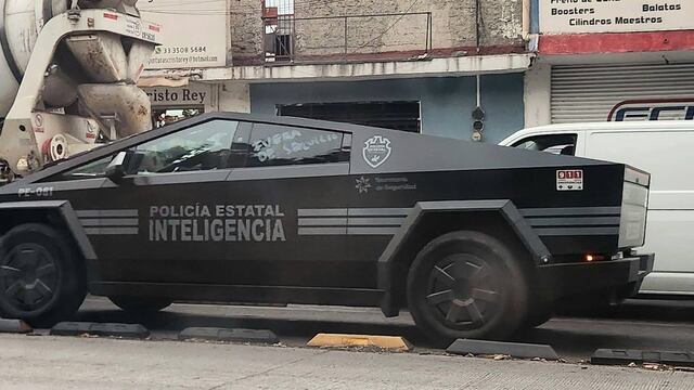 La Cybertruck de Tesla llegó hasta la policía de Jalisco